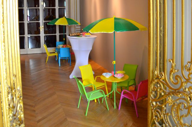 Aux Jardins des Sens peut vous fournir du mobilier de tous styles.